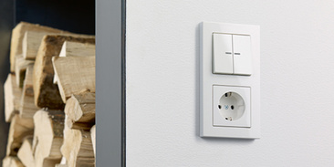 JUNG KNX Taster F 10 bei Elektro-Betrieb Bernd Reinhardt in Wüstheuterode